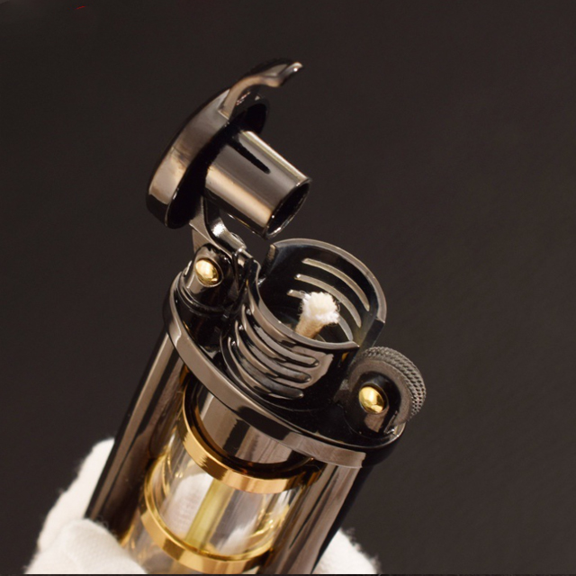 Sét Vỏ Hột Quẹt Bật Lửa Xăng Đá Zorro Z-652 Thiết Kế Đẹp Độc Lạ Nhỏ Gọn Tiện Dụng - Giao Màu Ngẫu Nhiên + COMBO 3 BÌNH XĂNG MÀU