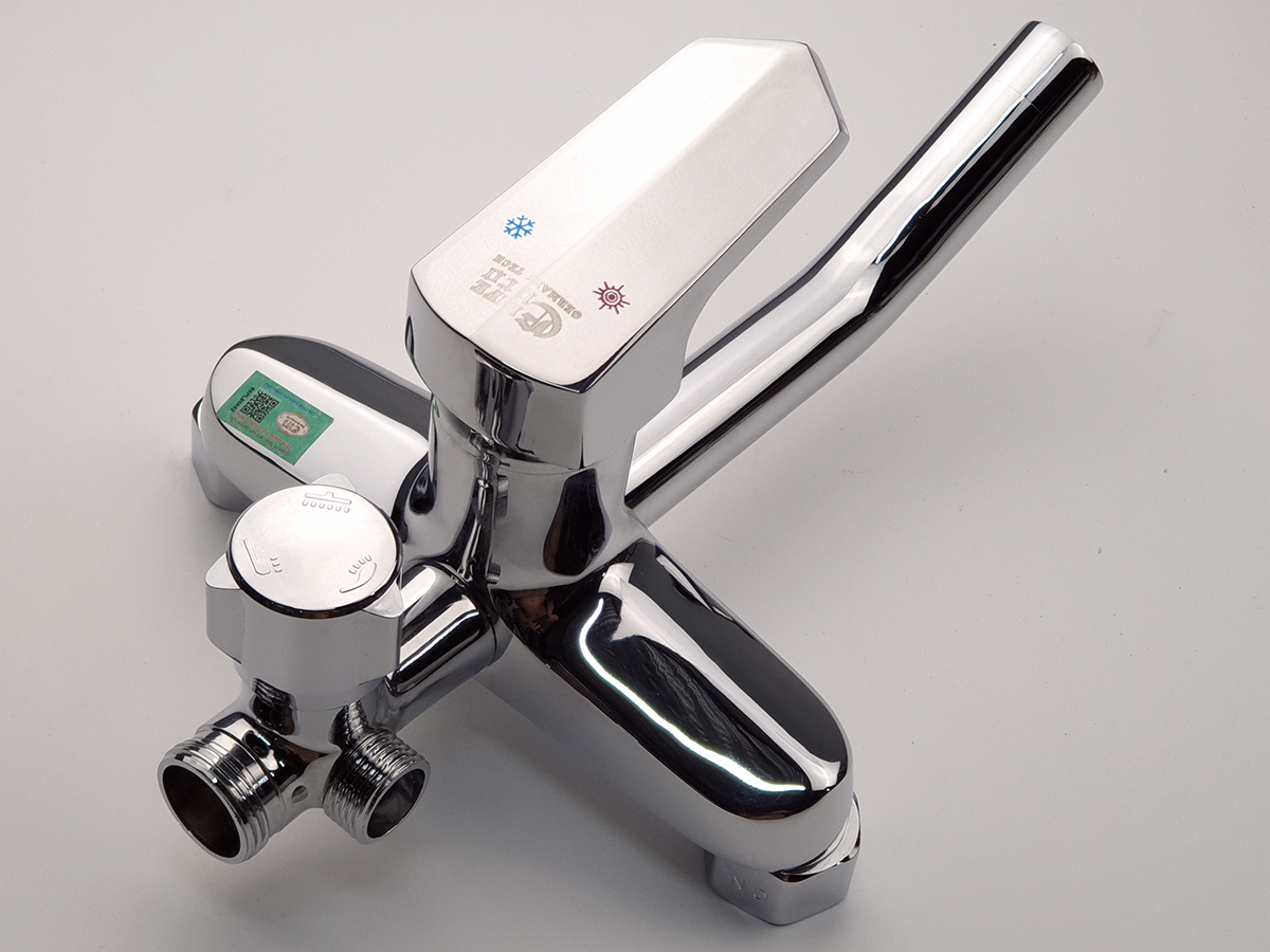Cây sen nóng lạnh Đồng mạ Chrome Eurolife EL-S924
