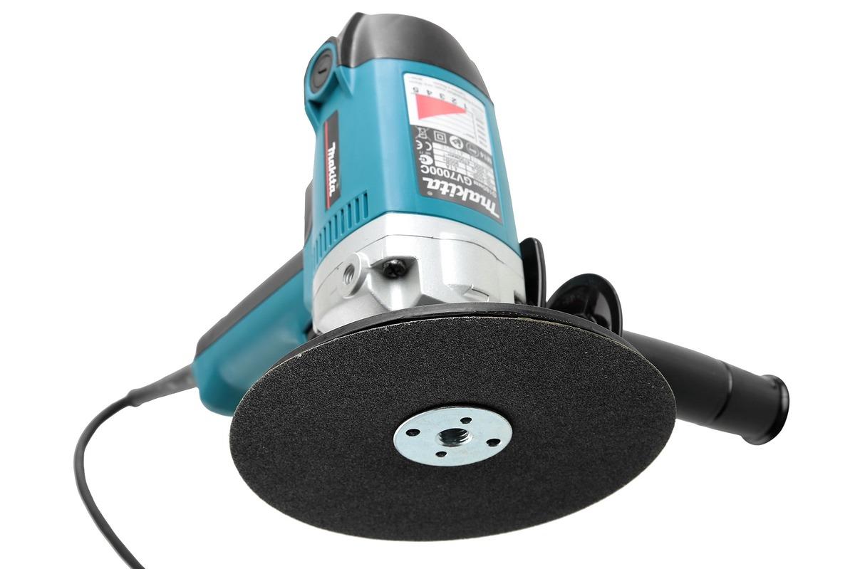 MÁY CHÀ NHÁM ĐĨA 180MM 900W MAKITA GV7000C - HÀNG CHÍNH HÃNG