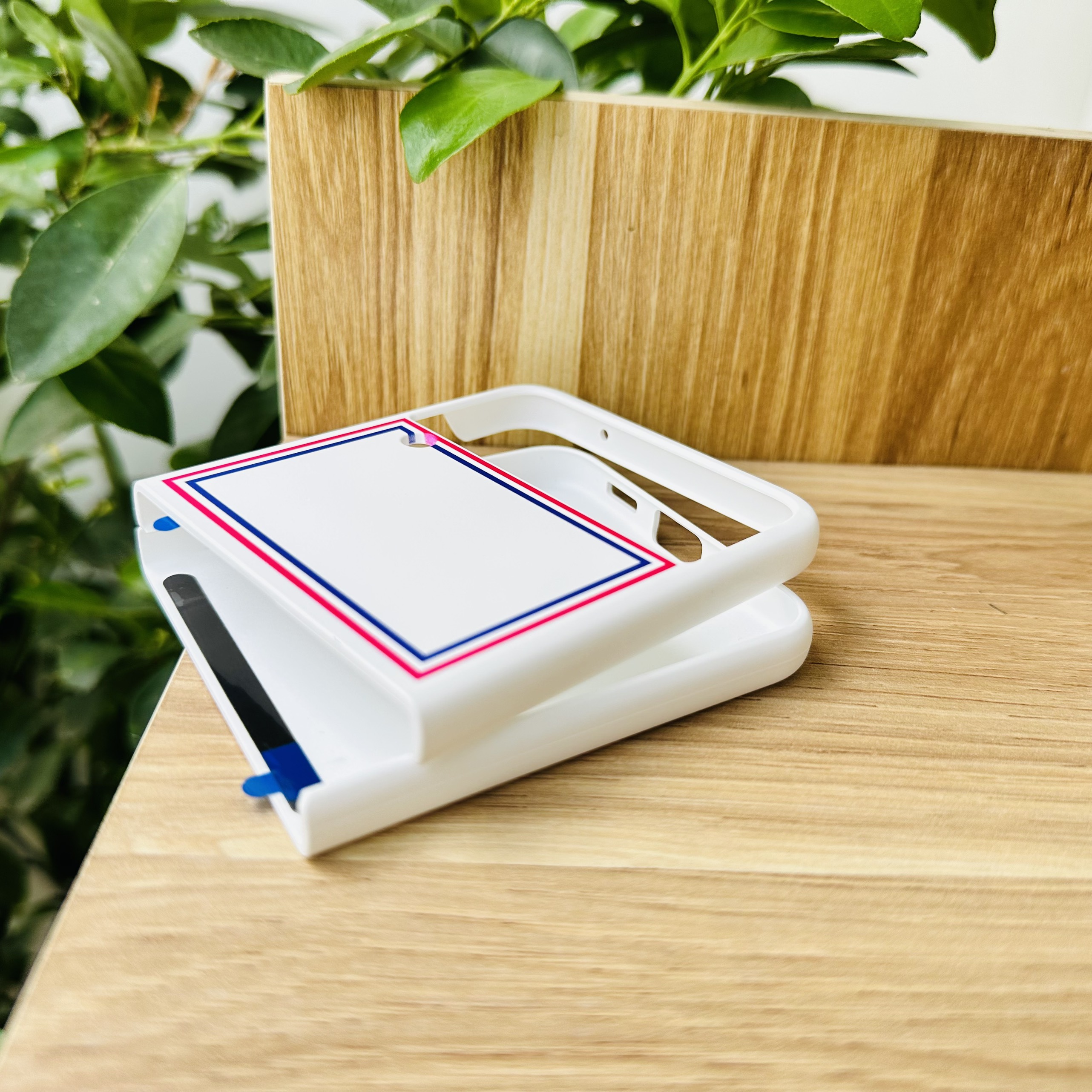 Ốp lưng dành cho Galaxy Z FLip 4 Likgus Premium- Hàng chính hãng