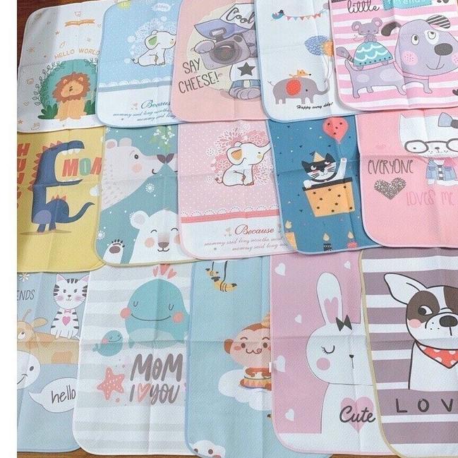 Miếng Lót Chống Thấm 4D Mềm Mại, Thoáng Khí, Có Thước Đo Chiều Cao, Hình In Dễ Thương Cho Bé - KT 50*70cm