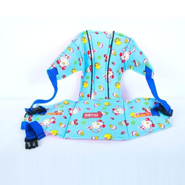 Đai xe máy có đỡ cổ cho bé