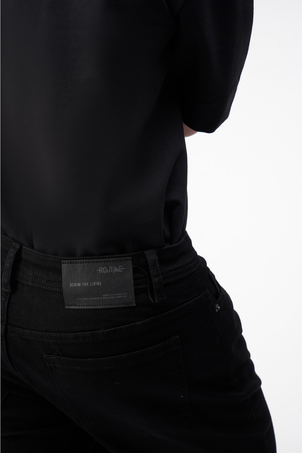 Quần Jean nam Routine màu đen form slimfit có độ co giãn 10F20DPA102CR2