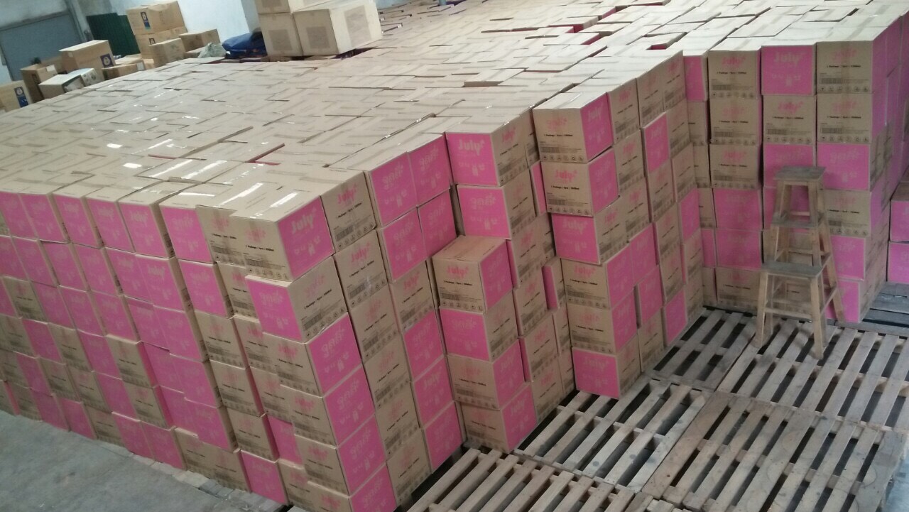 Combo 01 Can nước giặt siêu sạch July 2X 3,5L - Hàng Thái Lan nhập khẩu + 01 Túi lưới giặt quần áo dạng ống Seiwa Pro - Made in Japan
