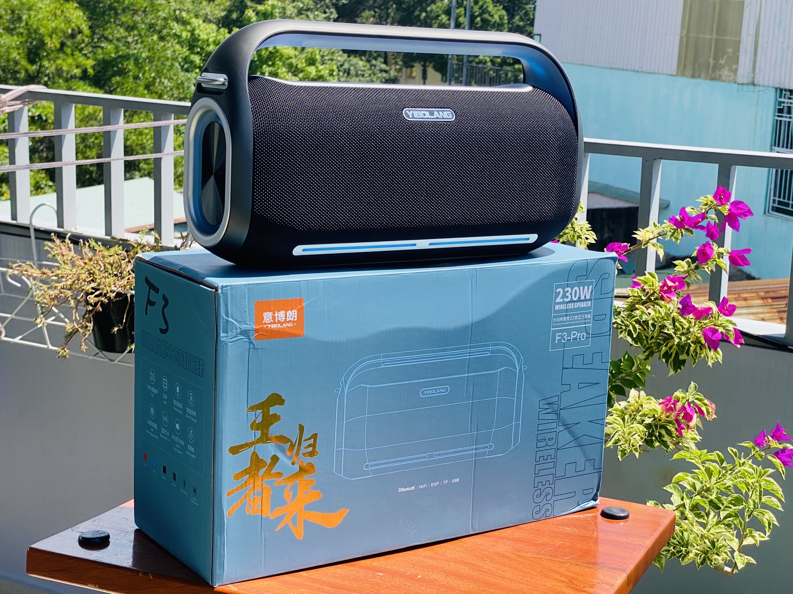 Loa Xách Tay YIBOLANG F3 Pro, Công Suất 230W, 2 Bass 20, Âm Thanh Cực Khủng, Nghe Siêu Hay, Tặng Kèm 2 Micro Không Dây Và Phụ Kiện Dây Đeo Chéo, Phù Hợp Karaoke Giải Trí, Quán Bar, Dã Ngoại, Hàng Chính Hãng