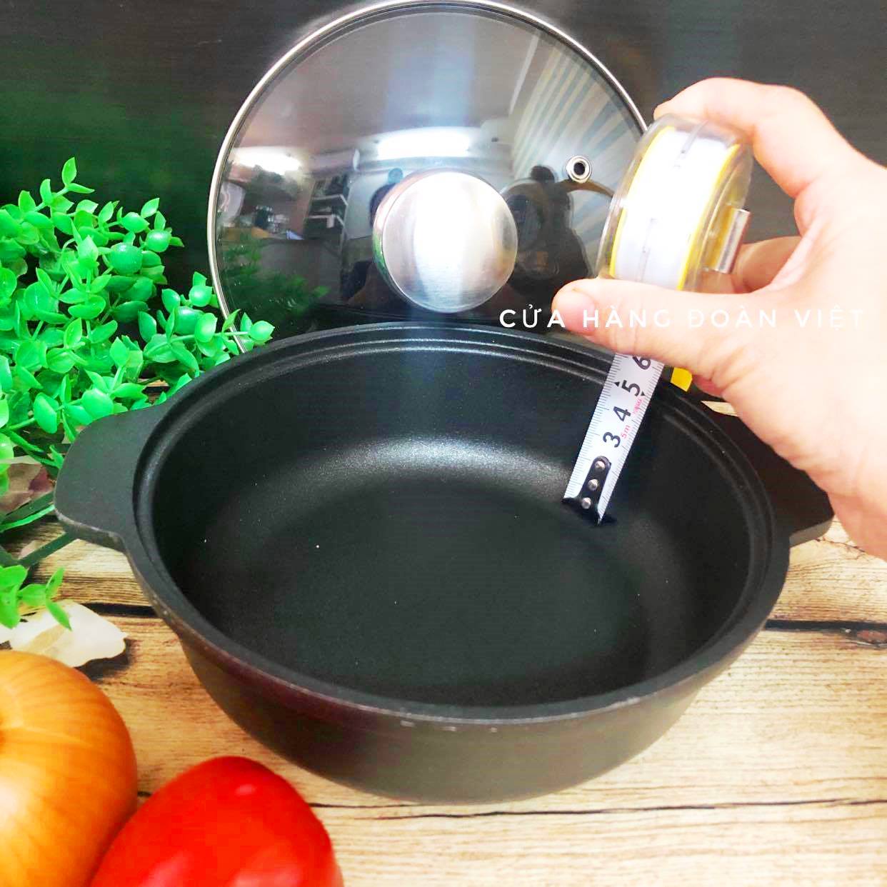 Nồi NHÔM Kho Thịt Cá CAO CẤP 18cm. Thố bát nắp Kiến Chống dính dùng phục vụ các món tại bàn Cơm chiên, mì cay, om, kho tộ …Tiện ích cho gia đình, chuyên nghiệp