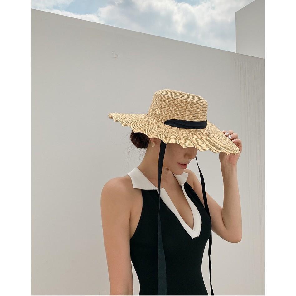 Bikini một mảnh, tay sát nách