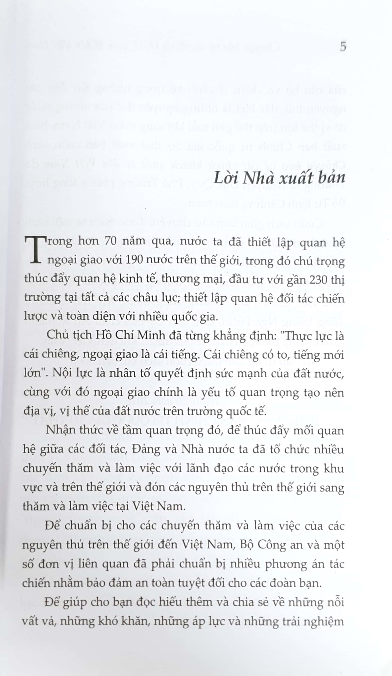 Chuyện bảo vệ các chính khách quốc tế đến Việt Nam