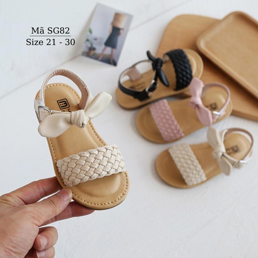 Sandal bé gái 1 2 3 4 5 tuổi NHÍM SHOP quai ngang tết sam điệu đà 3 màu hồng đen trắng thời trang phong cách Hàn Quốc phù hợp cho trẻ em nữ mang đi học đi biển dạo phố sành điệu và dễ thương SG82