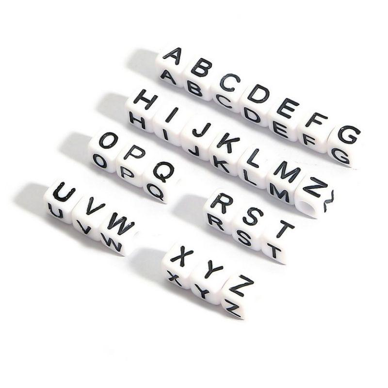Set 100 hạt vuông có lỗ xỏ in chữ cái tiếng Anh làm phụ kiện DIY