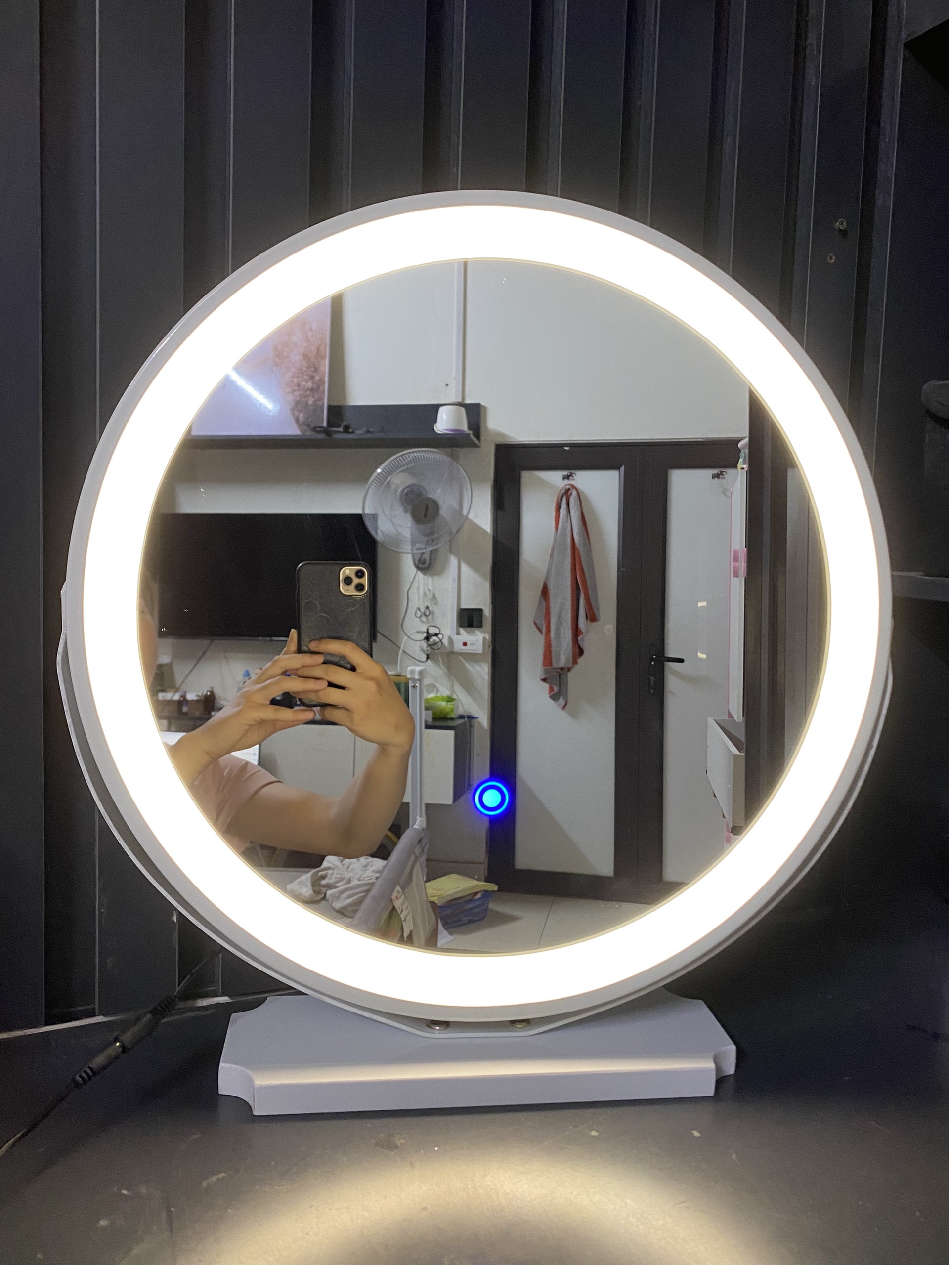 Gương đèn led 3m Xoay 360 Bàn Trang điêm