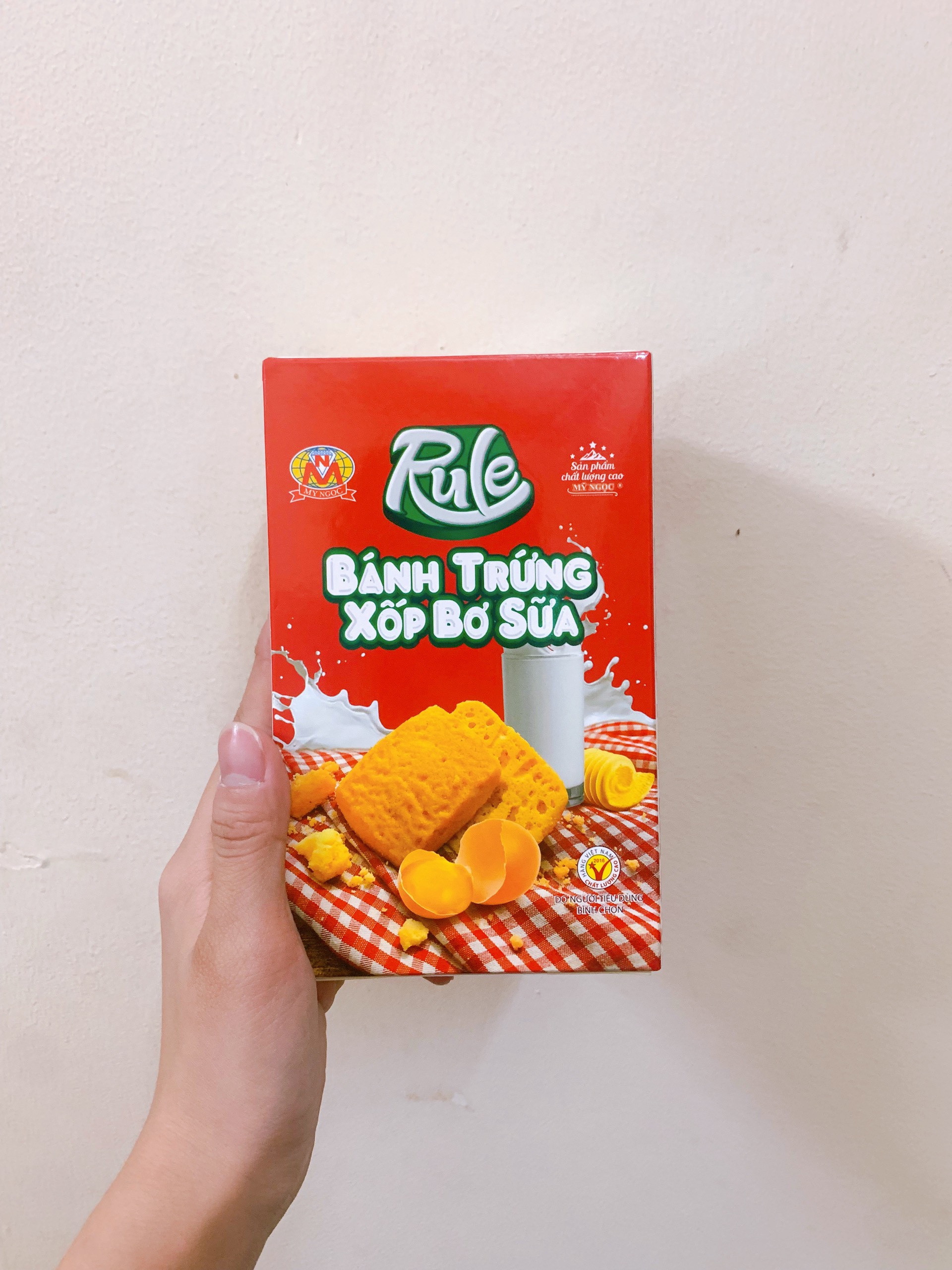 Rule - 180g Bánh Trứng Xốp BƠ SỮA tươi MỸ NGỌC, bổ dưỡng với SỮA TƯƠI &amp; TRỨNG - thơm thơm BƠ - tan ngay trong miệng