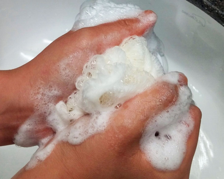 Bông tắm tạo bọt giúp tẩy sạch tế bào chết và bụi bẩn - Hàng nội địa Nhật Bản