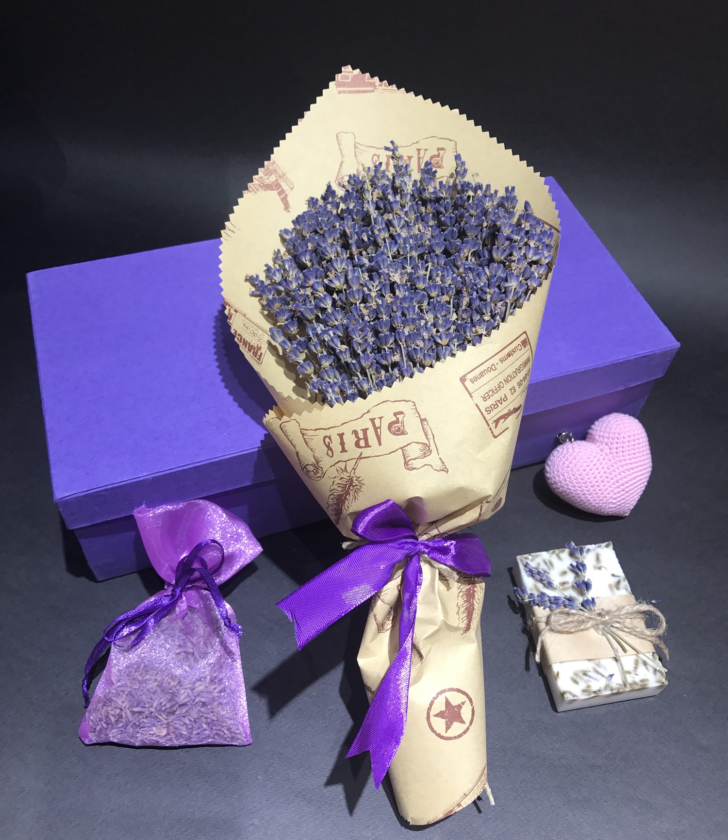 Bó hoa Lavender Tặng  Kèm Túi Thơm