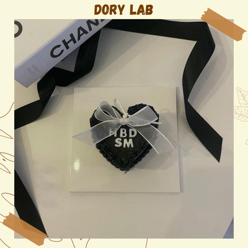 Nến Thơm Handmade Trái Tim Màu Đen Huyền Bí - Dory Lab