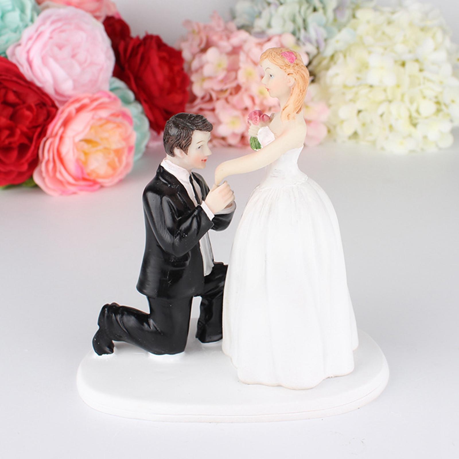 Rustic Wedding Cake Topper Bride and Groom Figurines Keepsake Cake Decoration Ornament Wedding Cake Dolls Topper for Birthday