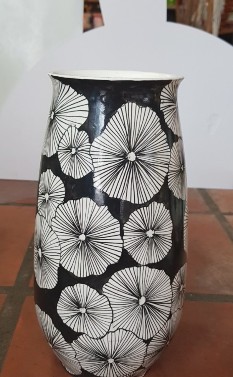 Bình hoa dạng ống tròn, họa tiết hình hoa, cao 27cm, trang trí nhà cửa, quà tặng tân gia, sinh nhật, gốm Bát Tràng. Giao từ HCM