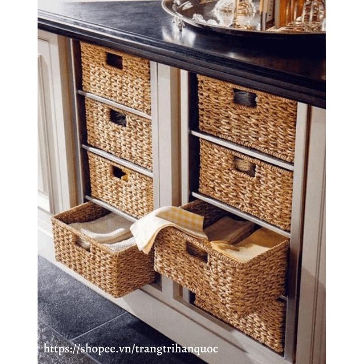 Hộp đựng đồ bằng lục bình đan tay xinh xắn size nhỏ 33x22x16cm