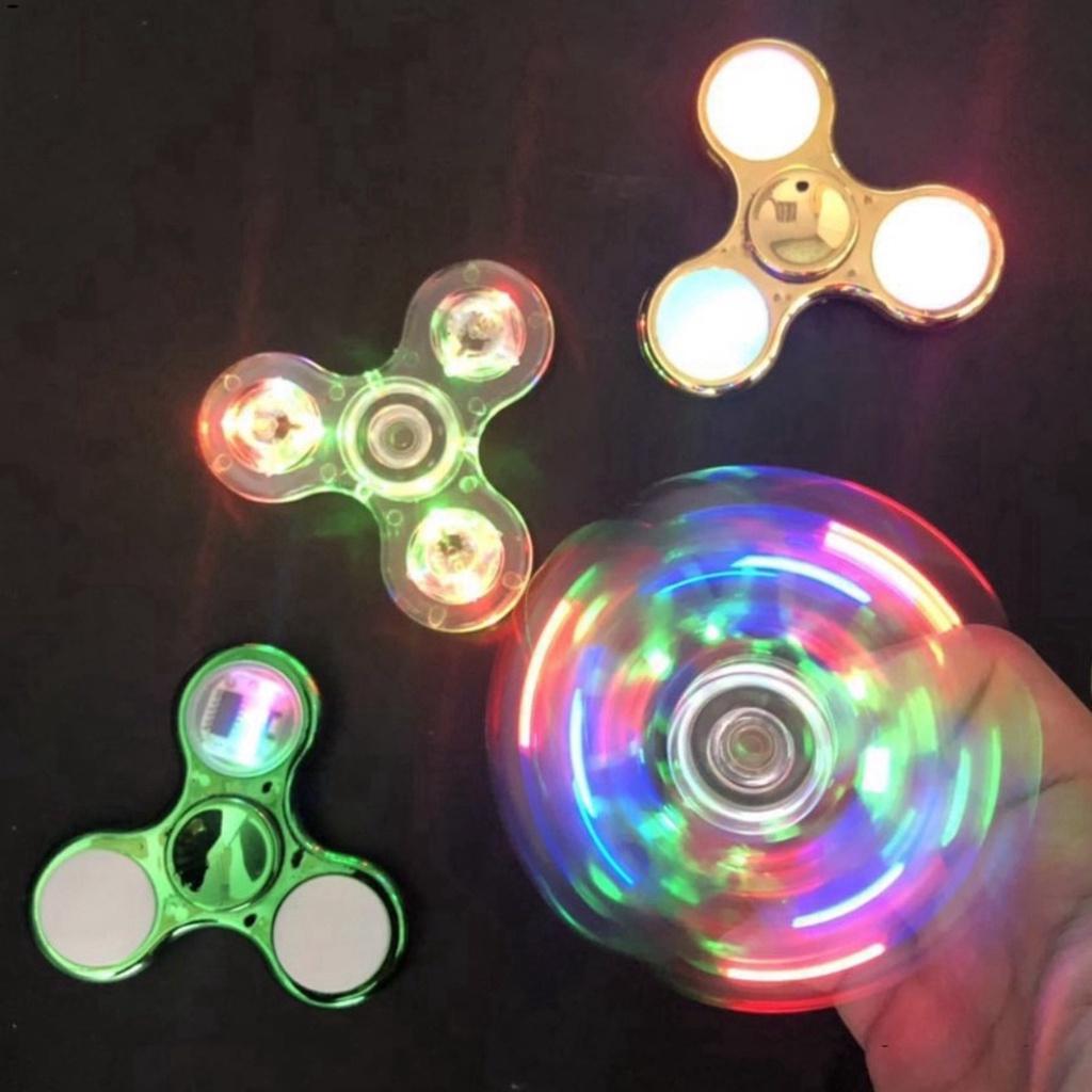 Con Quay Đồ Chơi Spinner Phát Sáng 20 kiểu Giúp Giảm Stress Con Quay Đèn LED Trong Suốt Màu Trắng Màu Vàng