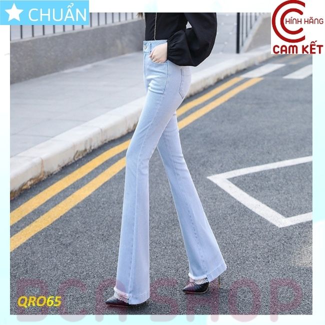 Quần jean nữ ống loe QRO65 ROSATA tại BCASHOP dáng dài lai phối ren, lưng cao 1 nút, phom chuẩn, chất liệu jean cao cấp - màu xanh nhạt