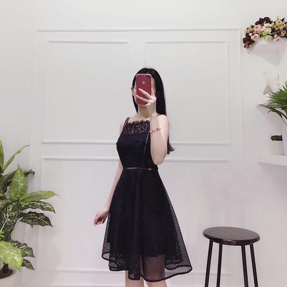 Đầm dự tiệc ren xòe Mickey Dress quý phái
