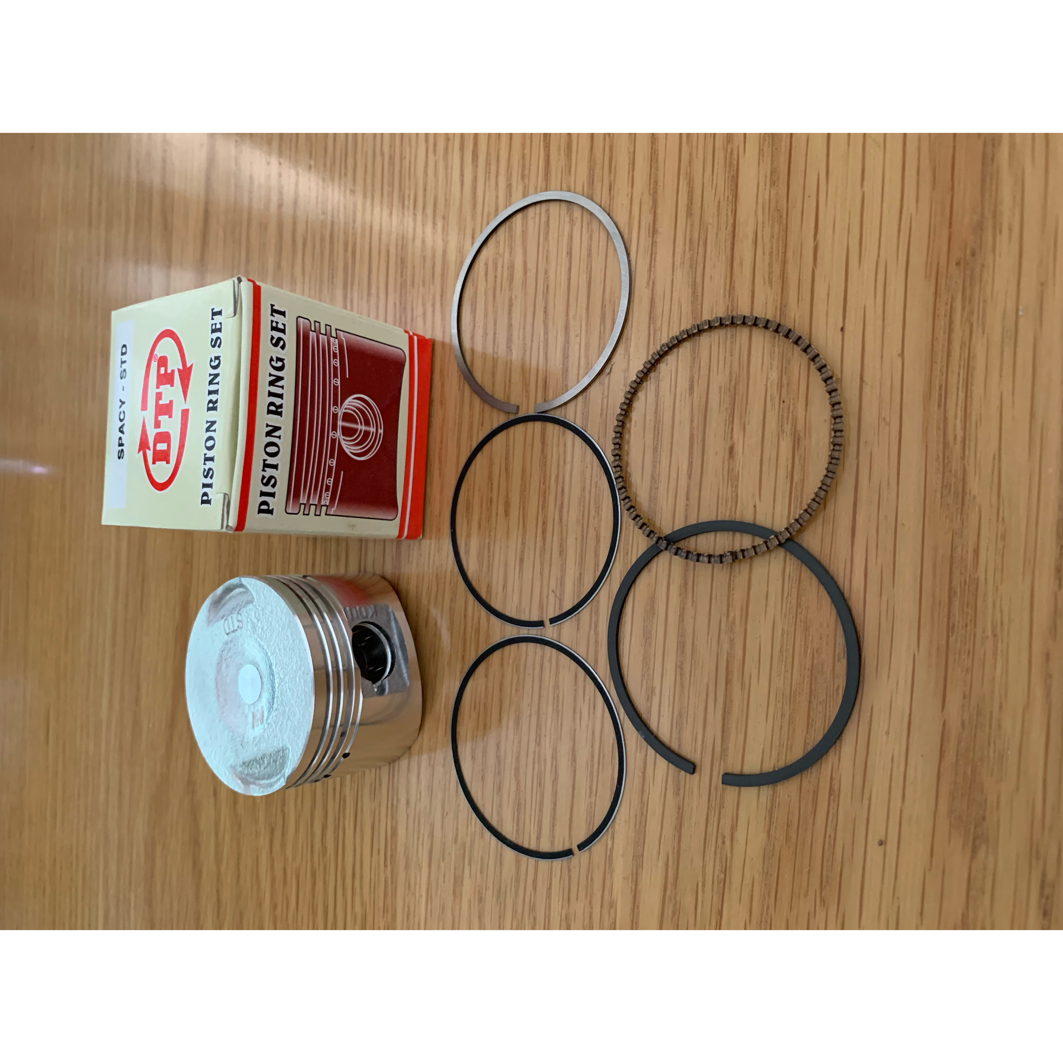 Bộ piston (xéc măng) bạc dành cho xe HONDA SPACY (cos 0-4)