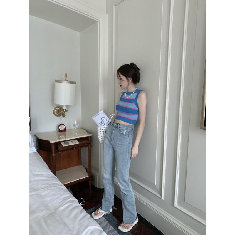 Áo croptop len ba lỗ sọc ngang to - A08