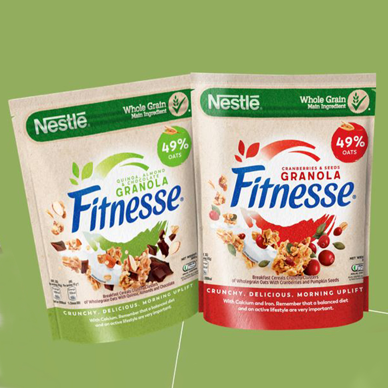 Combo 2 Bịch Ngũ cốc ăn sáng Fitnesse Granola Diêm Mạch, Hạnh Nhân & Sô Cô La (gói 300g)