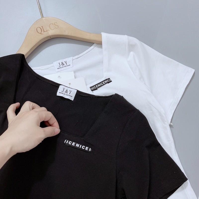 ÁO FONT CỔ VUÔNG