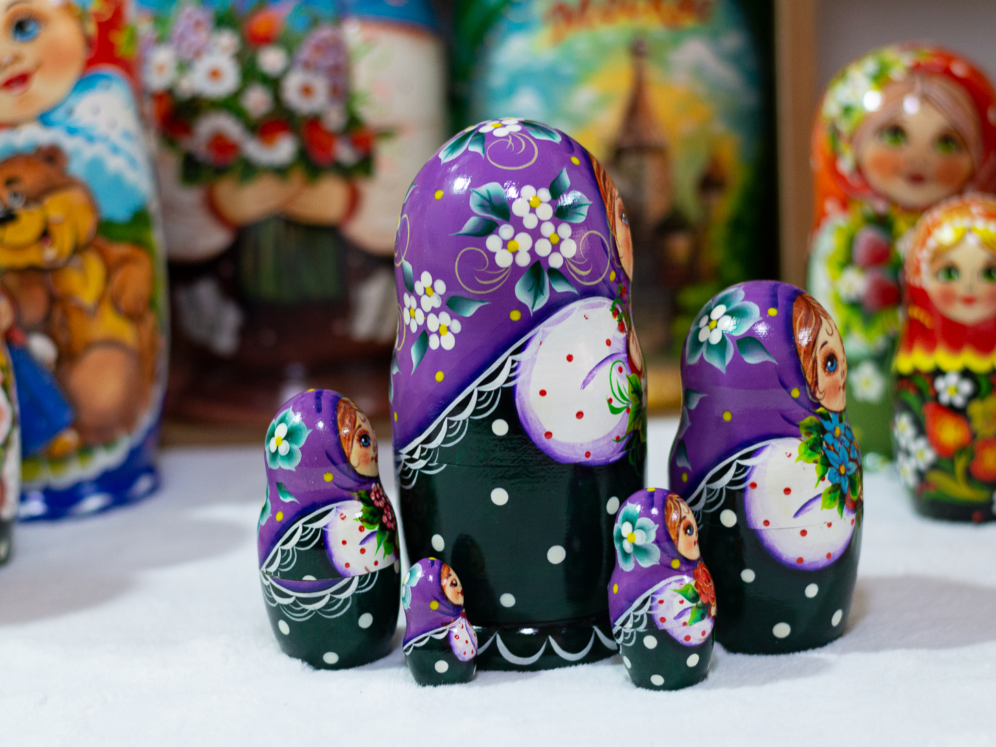 BỘ BÚP BÊ NGA MATRYOSHKA 5 LỚP 15CM "MISA ÔM HOA TÍM" RẤT ĐẸP VÀ ĐỘC ĐÁO