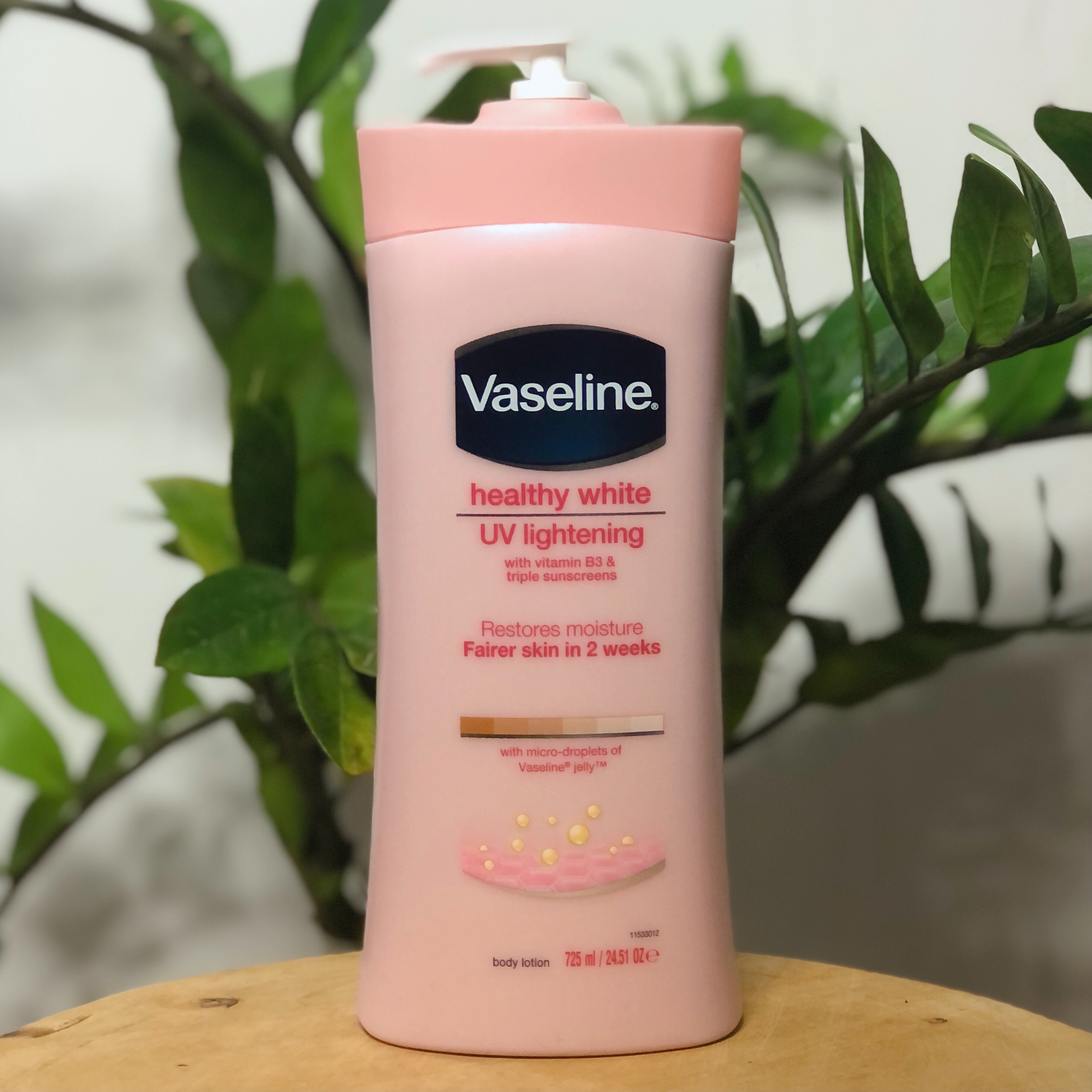 SỮA DƯỠNG THỂ VASELINE HỒNG LÀM MỊN &amp;TRẮNG DA 725ML