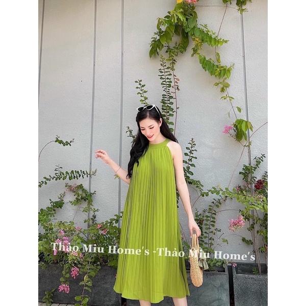 Đầm suông dập ly cổ yếm