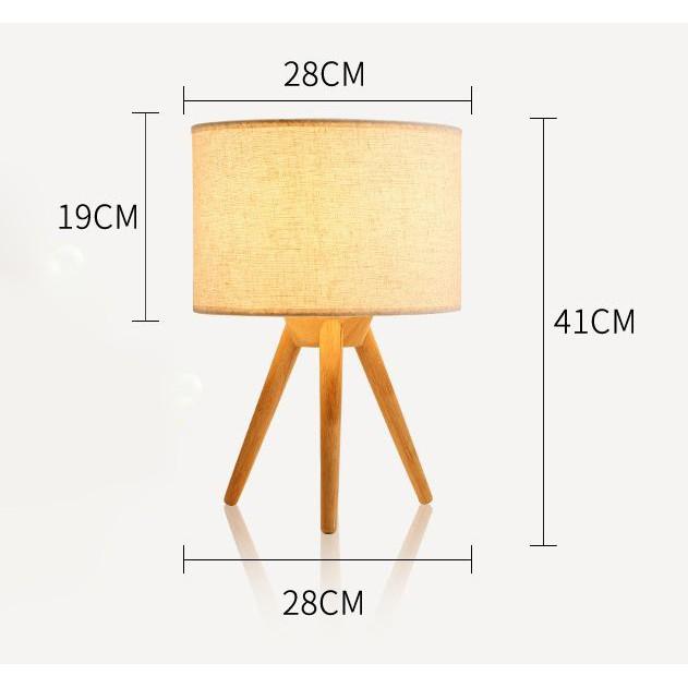 Đèn ngủ để bàn RIVER đế gỗ 3 chân VINTAGE