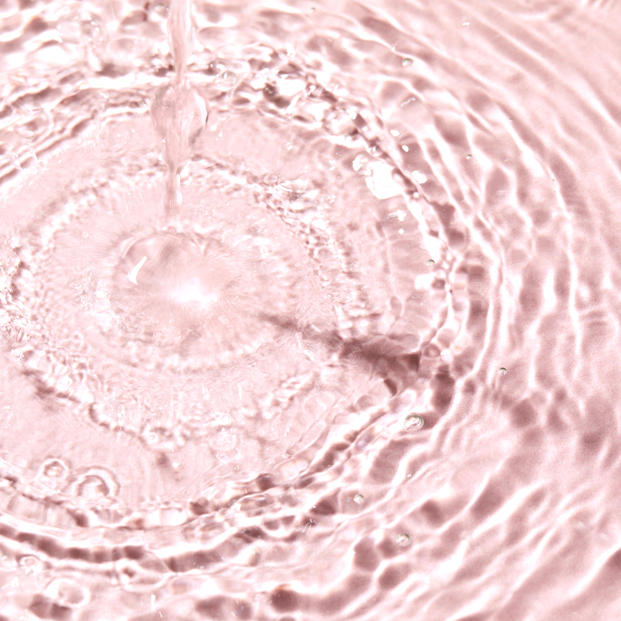 Nước tẩy trang 3 trong 1 Nuxe Very Rose (200ml) - 3 in 1 Soothing Micellar Water - Tặng móc khóa