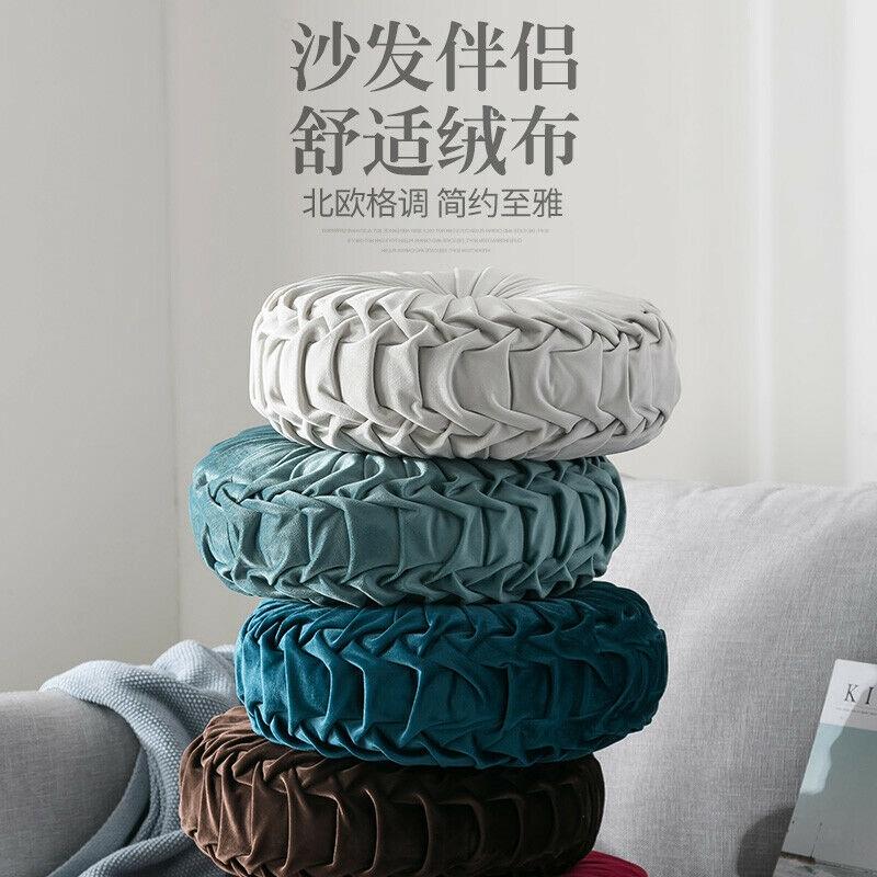 Gối Nhung Hình Tròn Kích Thước 33x11cm