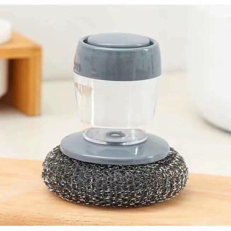 Cọ sắt kèm nhả dầu tiện dụng