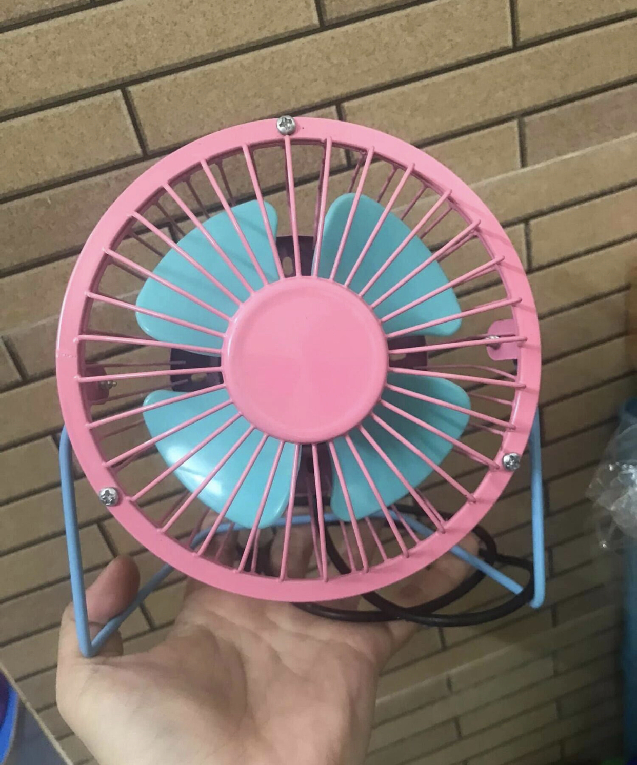 Quạt lồng sắt
