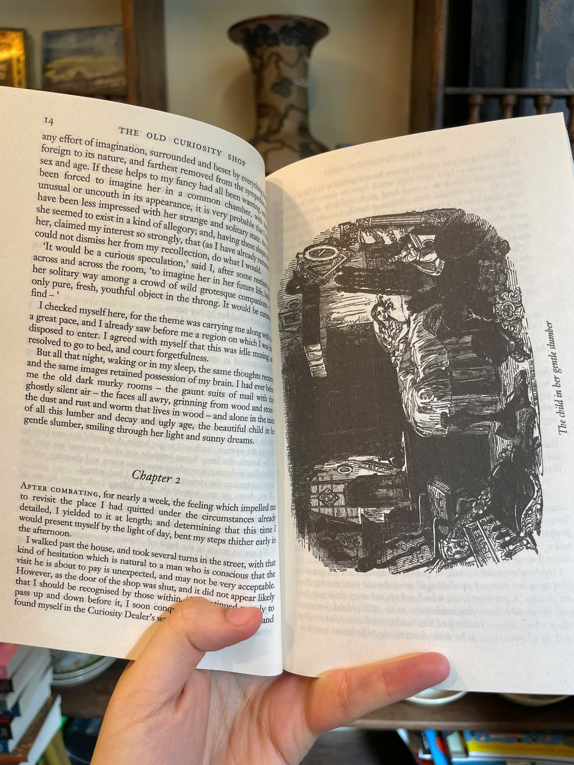 Sách - Old Curiosity Shop by Charles Dickens | Classic Novel / Ngoại văn Nhập khẩu