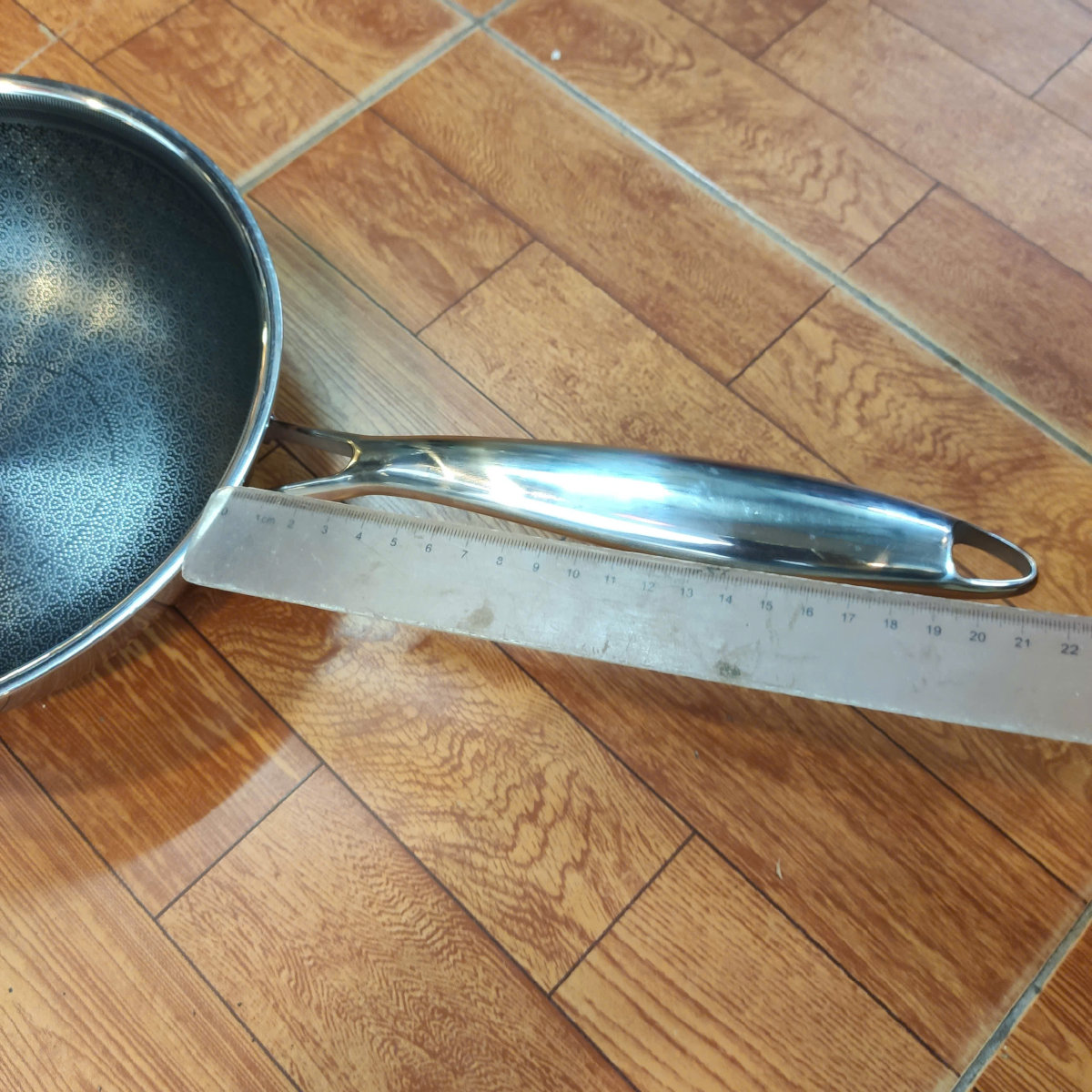 Chảo Inox 304 đúc liền chống dính Blackcube Hàn Quốc Make Up 22cm