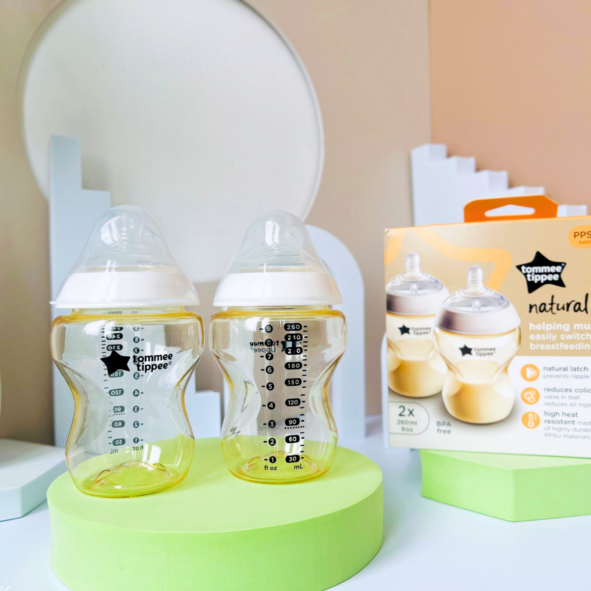 Bình Sữa PPSU Ty Siêu Mềm Tự Nhiên Tommee Tippee Natural Start 260ml, Núm Ty Của Bình 3-6 tháng (Bình Đôi)