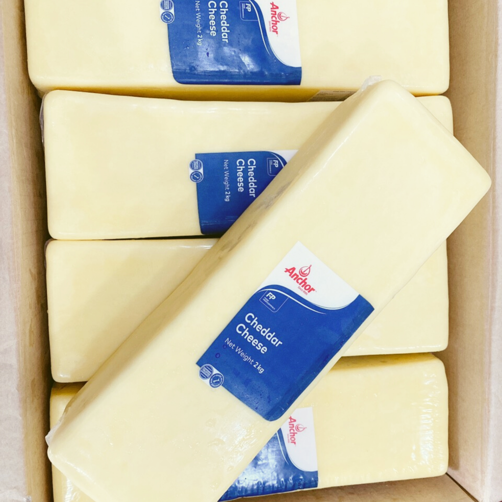 Phô mai Cheddar Anchor New Zealand khối 2kg