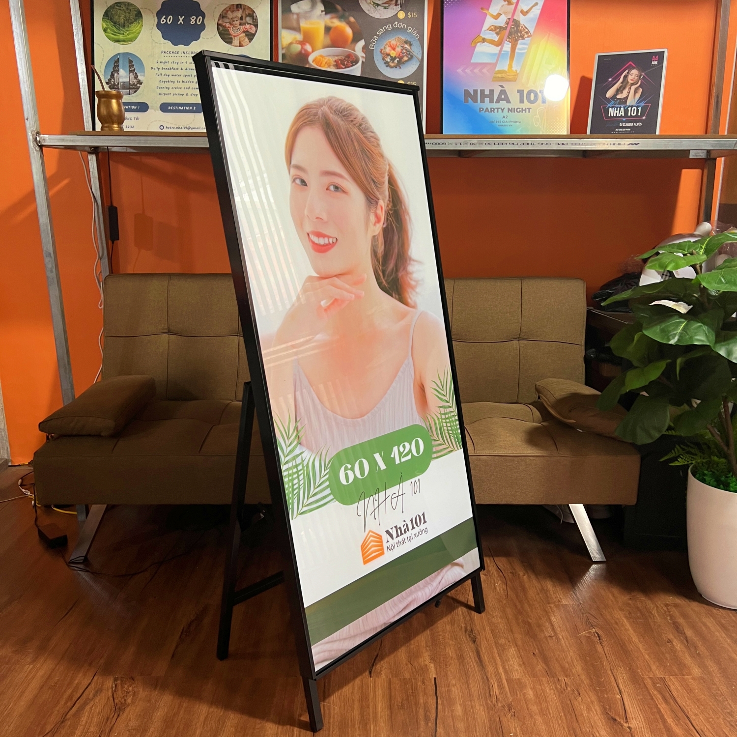 Chân chữ A cho bảng LED siêu mỏng