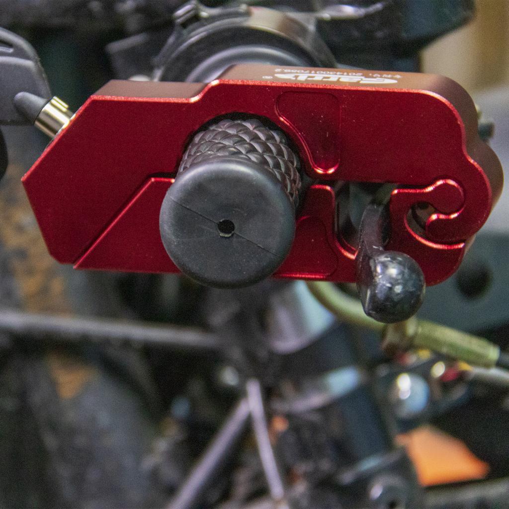 Red Motorcycle Lock Anti Theft Bicycle Handlebar Grip Lock for Scooters ATV Street Bike Dirt Bike Motorbike