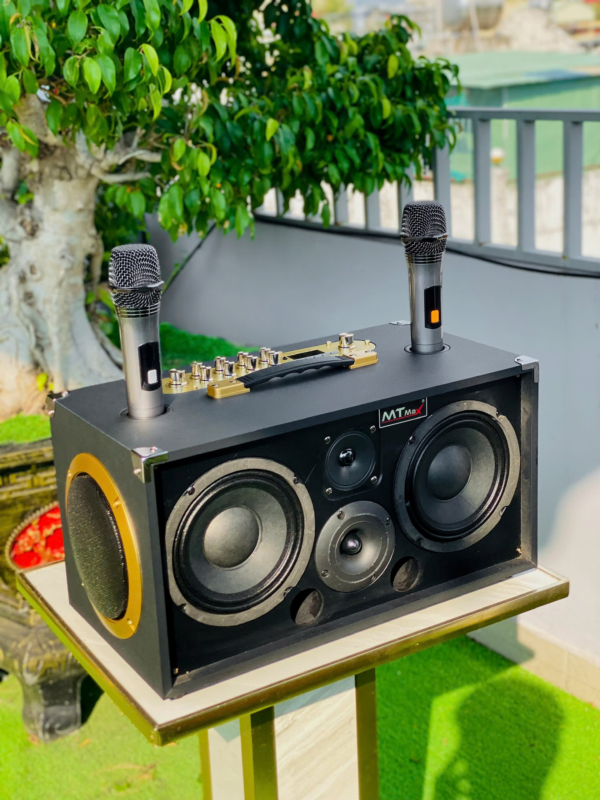 Loa Kéo Xách Tay Nhỏ Gọn Karaoke MT8888 – 400W, 2 Bass 16, Có Mic Không Dây, Giá Rẻ Âm Thanh Hay Mạnh Mẽ hàng nhập khẩu