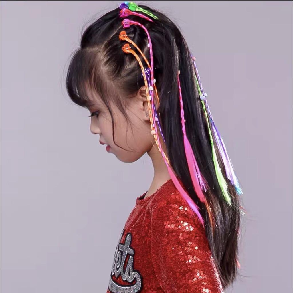 Sét 6 Kẹp Tóc Giả Đính Hoa Nhiều Màu Sắc Dễ Thương Cho Nữ