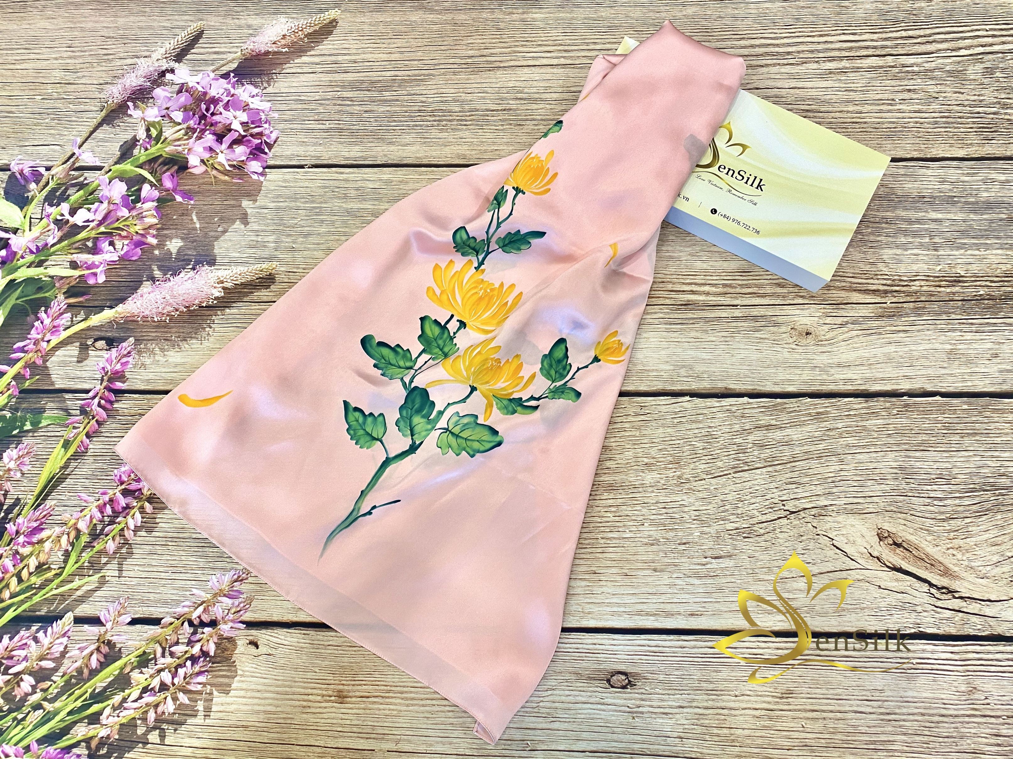 Khăn Quấn Cổ Lụa Tơ Tằm Thời Trang Vẽ Tay Cúc Vàng SenSilk Limited, Silk Painting Scarves 180 x 55cm, Quà Tặng Sinh Nhật Mẹ