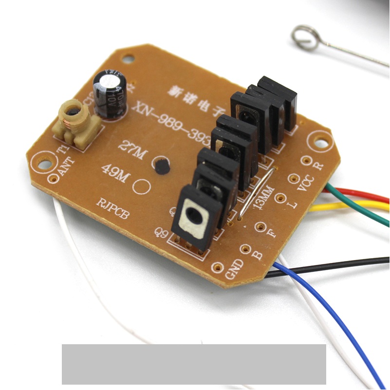 Mạch Thu Phát tần số 27MHz điện áp 4.5V đến 7.2V điều khiển 2 động cơ