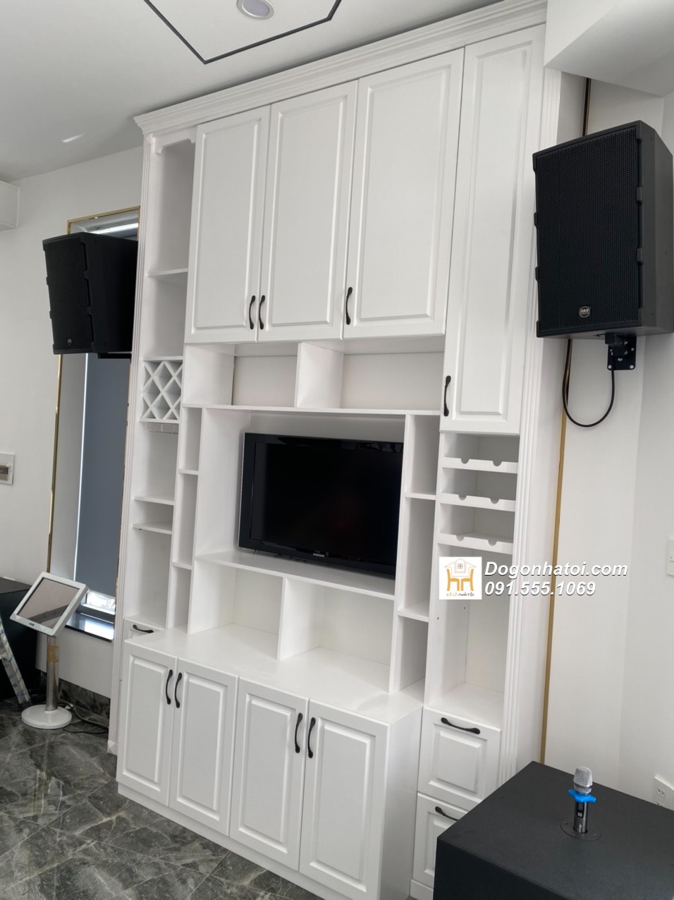 Kệ Tivi Phòng Khách Kết Hợp Tủ Rượu Hiện Đại 2m4 X 2m6 - TR615