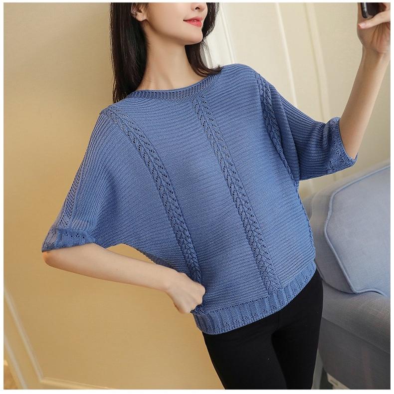 MS320 Áo len lỗ dáng cánh dơi