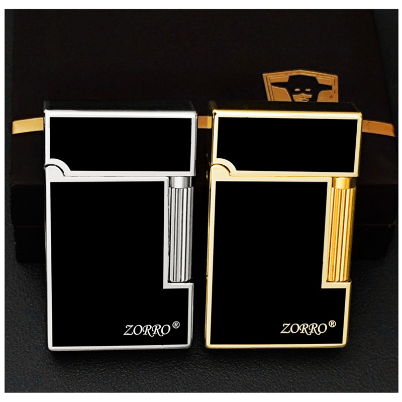Hột Quẹt Bật Lửa Xăng Đá Zorro Z612-205B Màu Đen Viền Vàng/Bạc